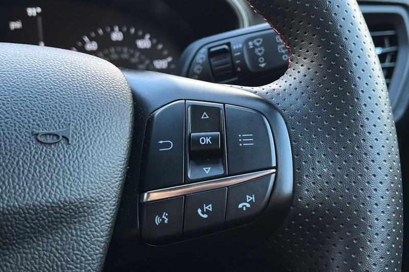 Used Ford Focus 2022 for sale - 76467614: Photo 34