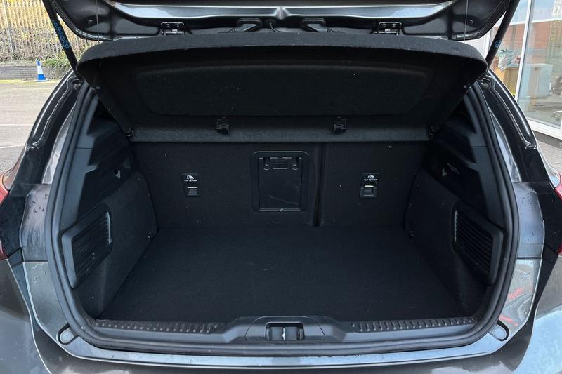 Used Ford Focus 2022 for sale - 76703253: Photo 21