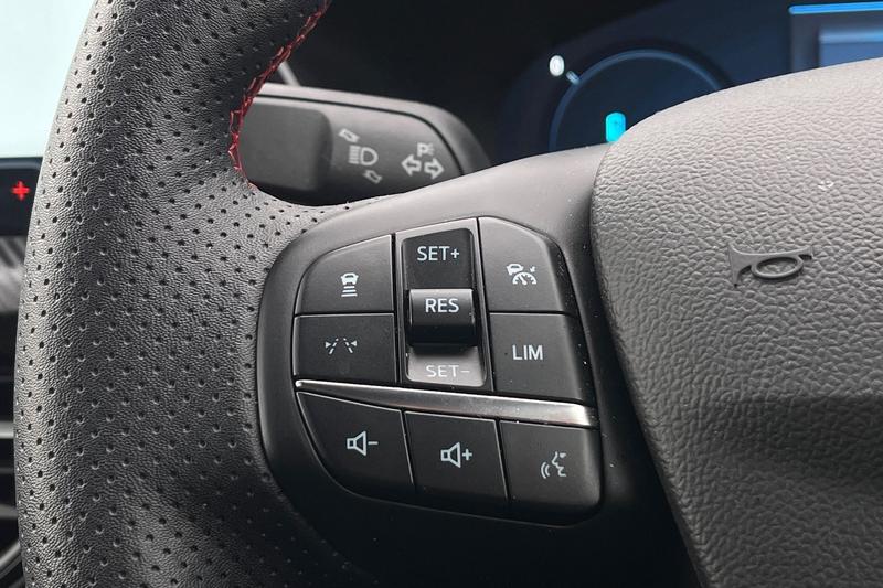 Used Ford Kuga 2025 for sale - 76557417: Photo 35