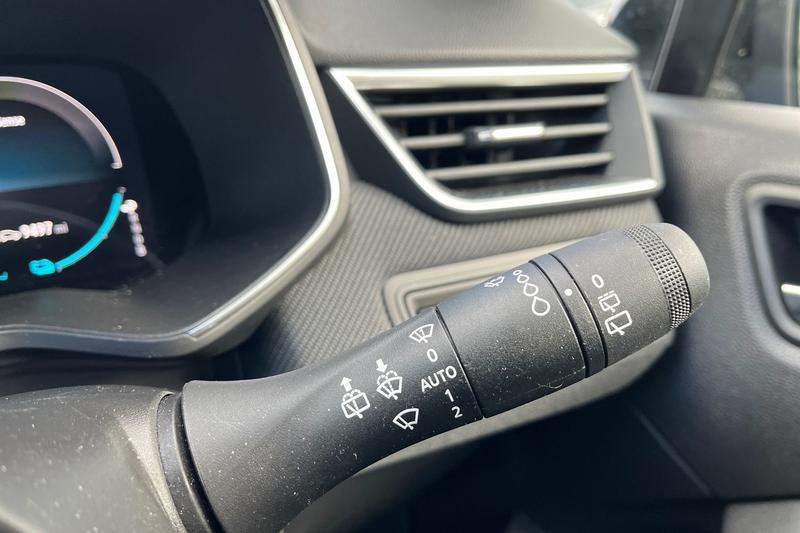 Used Renault Clio 2024 for sale - 77128182: Photo 15