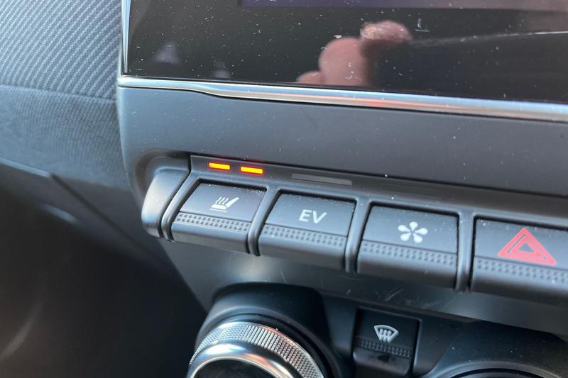 Used Renault Clio 2024 for sale - 77128182: Photo 24