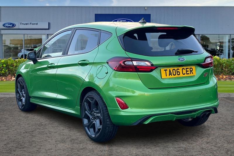 Used Ford Fiesta 2023 for sale - 76703099: Photo 2