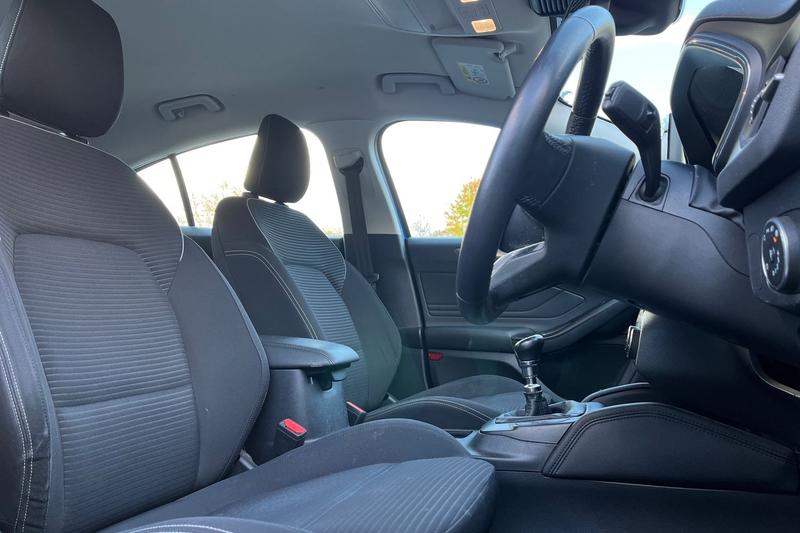 Used Ford Focus 2019 for sale - 76402100: Photo 17