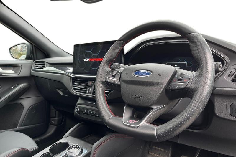 Used Ford Focus 2023 for sale - 77718702: Photo 9