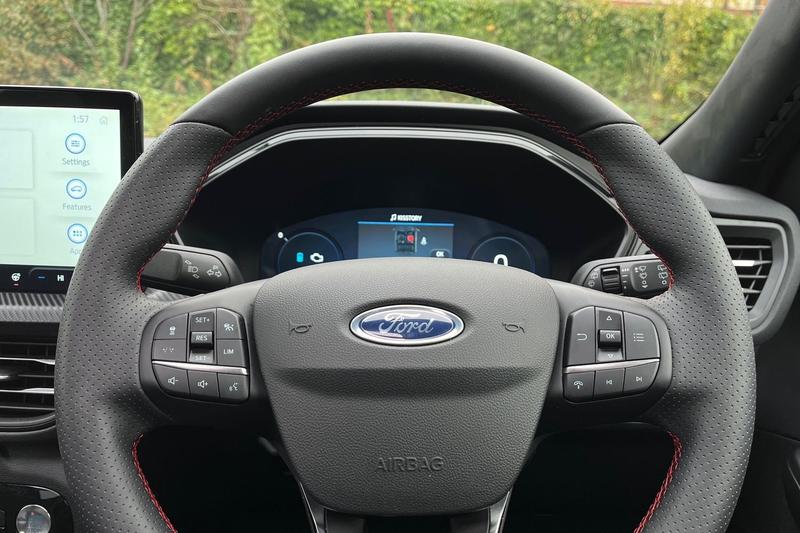 Used Ford Kuga 2025 for sale - 76716367: Photo 12