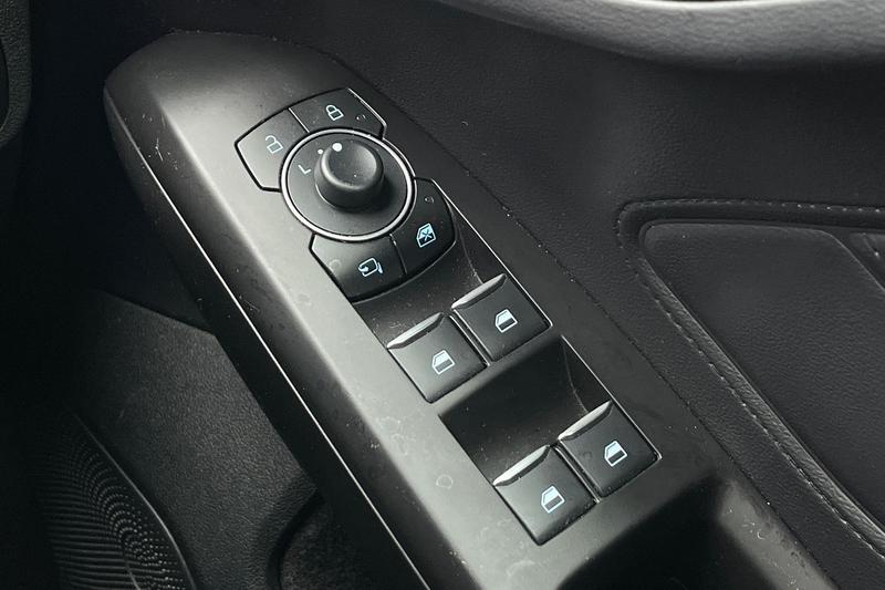 Used Ford Focus 2024 for sale - 78095275: Photo 16