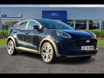 2024 - TITANIUM | Rear View Camera | Sync 4 Touchscreen Navigation | Cruise Contro 5-Door