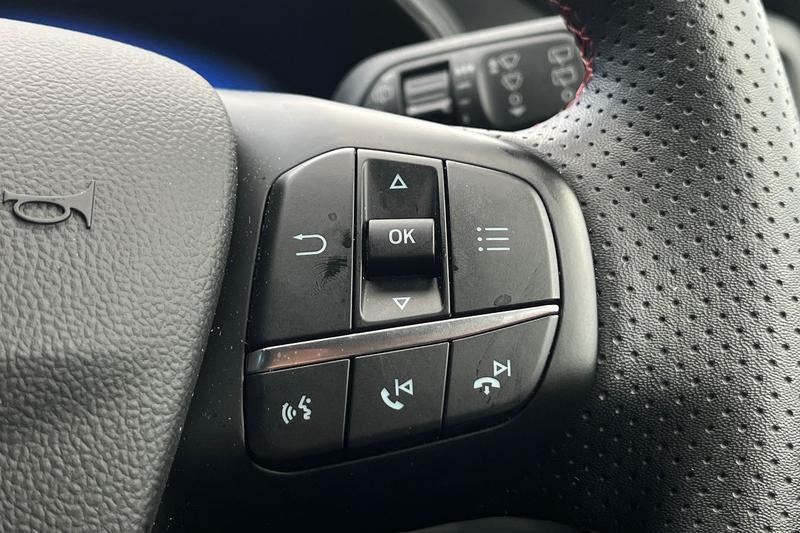 Used Ford Focus 2022 for sale - 76738855: Photo 35