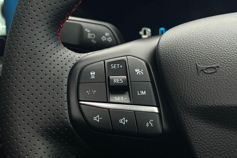 Used Ford Kuga 2024 for sale - 75997388: Photo 35