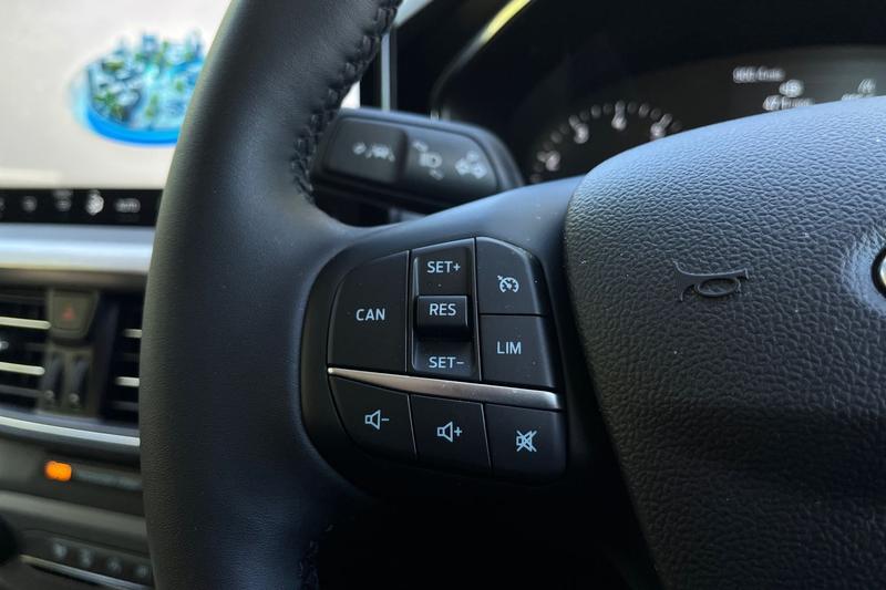 Used Ford Focus 2025 for sale - 76590106: Photo 32