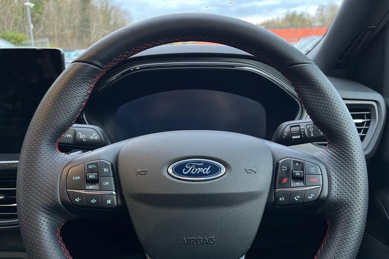 Used Ford Focus 2024 for sale - 77498004: Photo 12