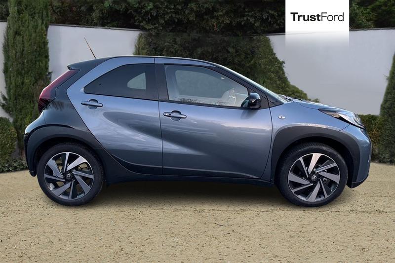 Used Toyota Aygo X 2025 for sale - 76703276: Photo 3