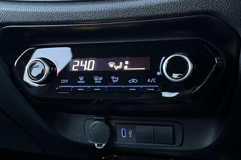 Used Toyota Aygo X 2025 for sale - 76703276: Photo 30