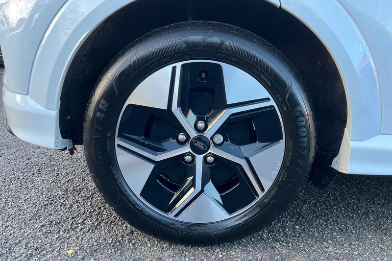 Used Ford Puma Gen-E 2025 for sale - 76782436: Photo 8