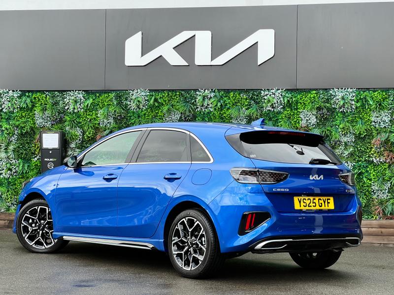 Used Kia Ceed 2025 for sale - 76400221: Photo 2