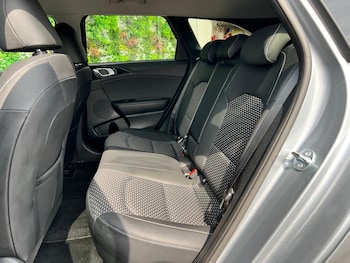 Used Kia Ceed 2025 for sale - 77388396: Photo