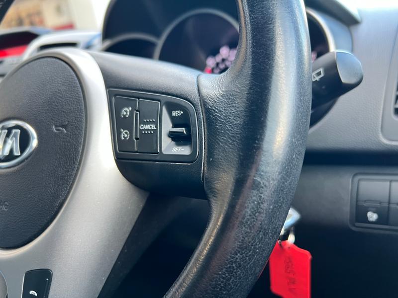 Used Kia Venga 2015 for sale - 76400244: Photo 17