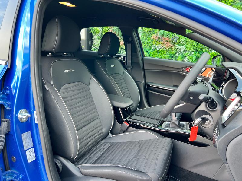 Used Kia Ceed 2025 for sale - 76400245: Photo 11