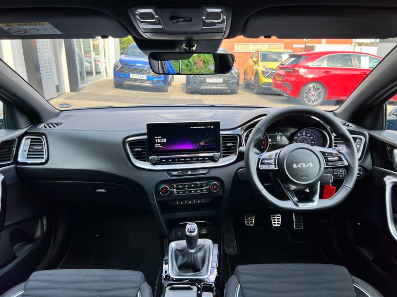 Used Kia Ceed 2025 for sale - 76400245: Photo 12
