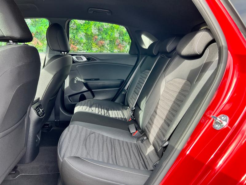 Used Kia Ceed 2025 for sale - 76400259: Photo 4