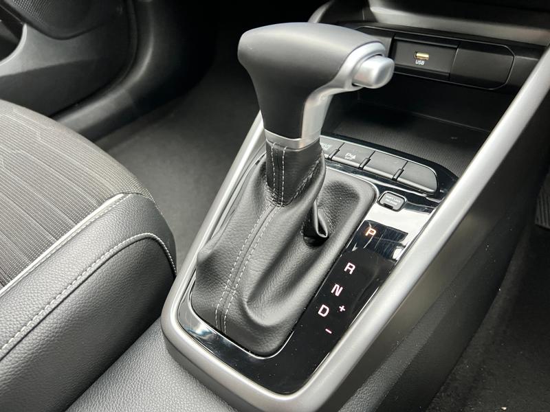 Used Kia Stonic 2022 for sale - 76400248: Photo 20