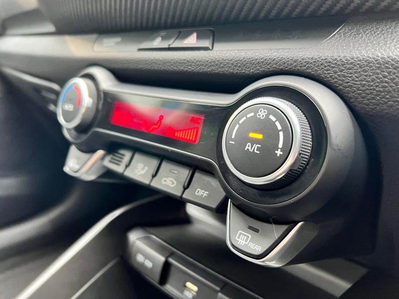 Used Kia Stonic 2022 for sale - 76400248: Photo 21