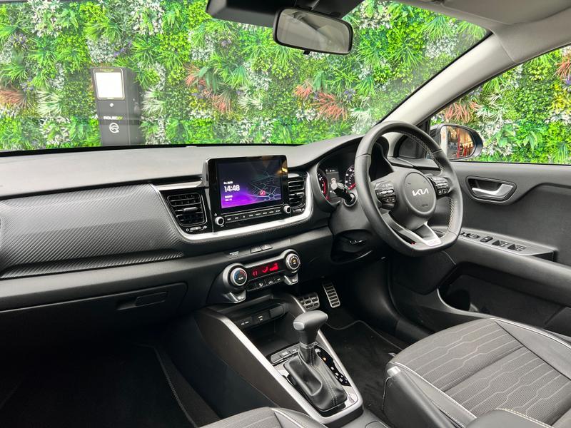 Used Kia Stonic 2022 for sale - 76400248: Photo 3