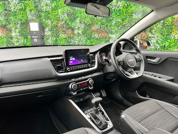 Used Kia Stonic undefined for sale - 76400248: Photo