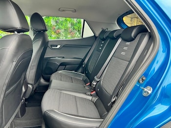 Used Kia Stonic undefined for sale - 76400248: Photo