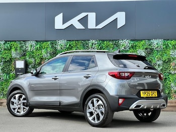 Used Kia Stonic 2025 for sale - 76400222: Photo