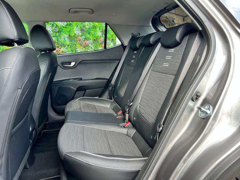Used Kia Stonic 2025 for sale - 76400222: Photo 4