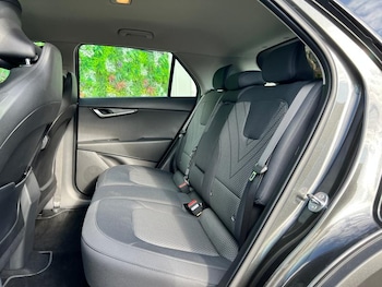 Used Kia Niro undefined for sale - 76400212: Photo