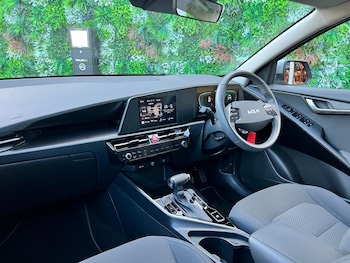 Used Kia Niro undefined for sale - 76400240: Photo