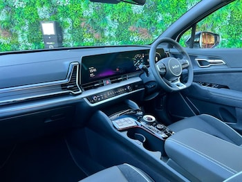 Used Kia Sportage 2024 for sale - 76400205: Photo