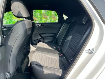 Used Kia Ceed 2025 for sale - 76400197: Photo