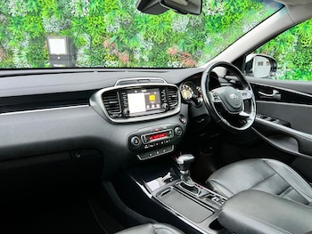 Used Kia Sorento 2019 for sale - 76919978: Photo