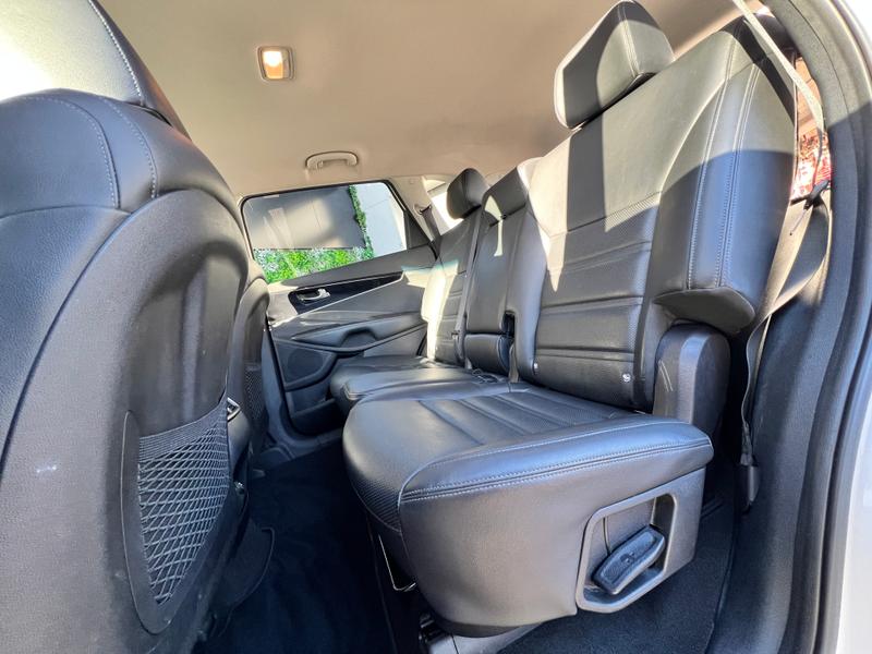 Used Kia Sorento 2018 for sale - 76782398: Photo 4