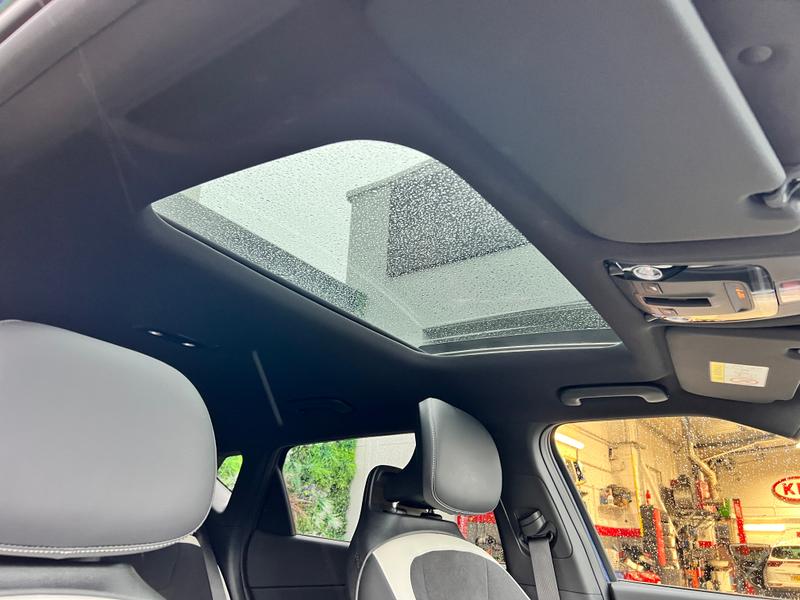 Used Kia EV6 2022 for sale - 76971981: Photo 24