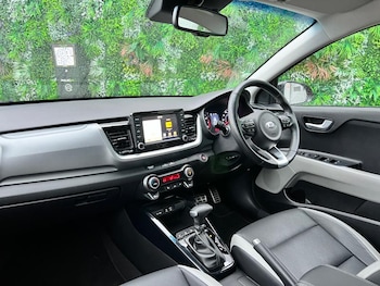 Used Kia Stonic undefined for sale - 77474764: Photo