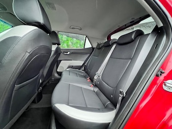 Used Kia Stonic undefined for sale - 77474764: Photo