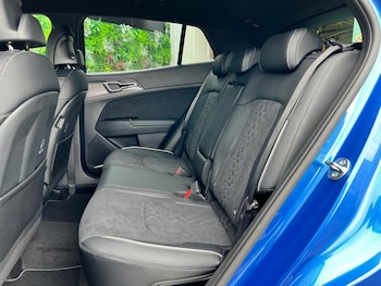 Used Kia Sportage 2025 for sale - 76400220: Photo