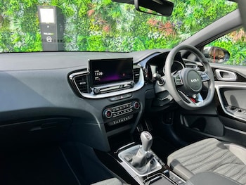 Used Kia Ceed 2025 for sale - 77009843: Photo