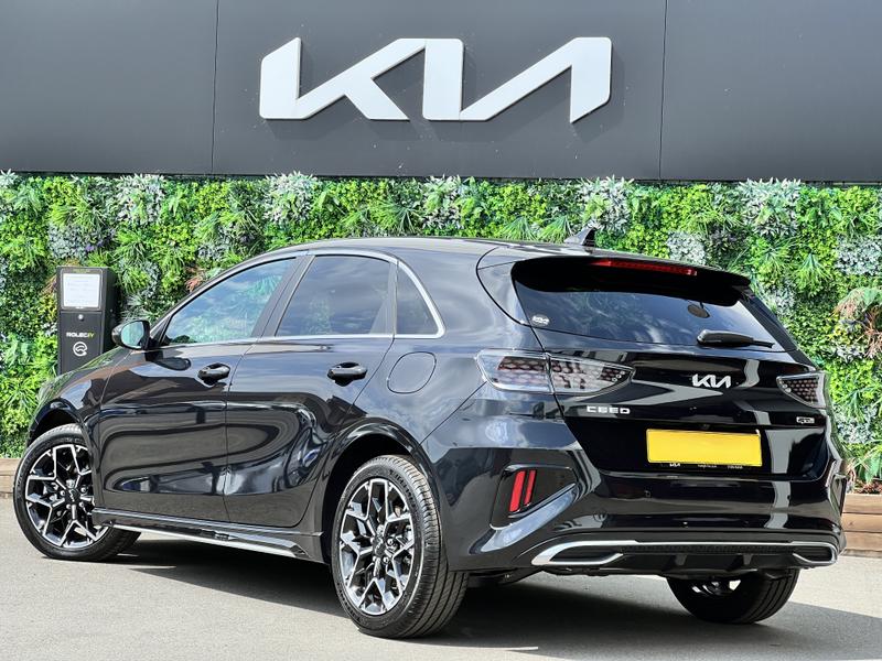 Used Kia Ceed 2025 for sale - 76400250: Photo 2