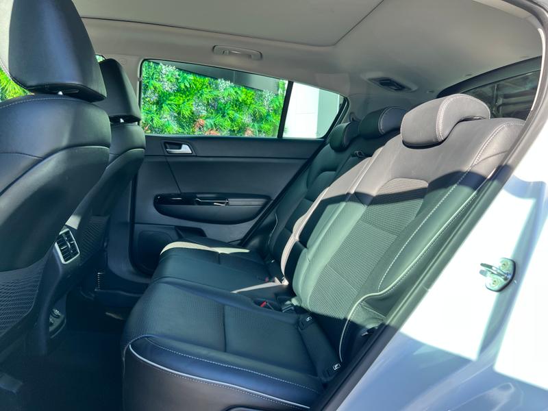 Used Kia Sportage 2018 for sale - 76400253: Photo 4
