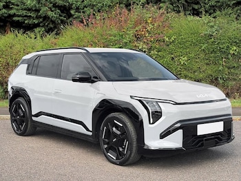 Used Kia EV3 2025 for sale - 77048081: Photo
