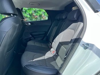 Used Kia XCeed undefined for sale - 76400227: Photo