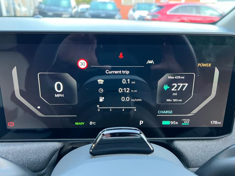 Used Kia EV3 2025 for sale - 76937171: Photo 32