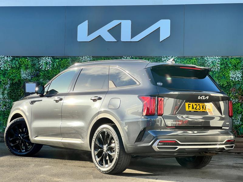 Used Kia Sorento 2023 for sale - 76750443: Photo 2