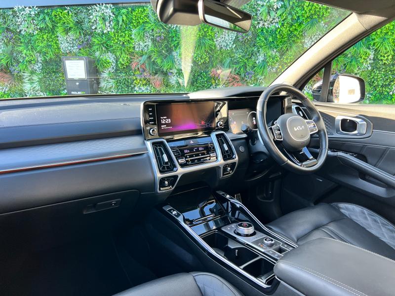 Used Kia Sorento 2023 for sale - 76750443: Photo 3
