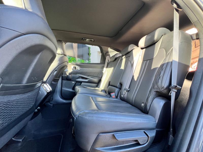 Used Kia Sorento 2023 for sale - 76750443: Photo 4